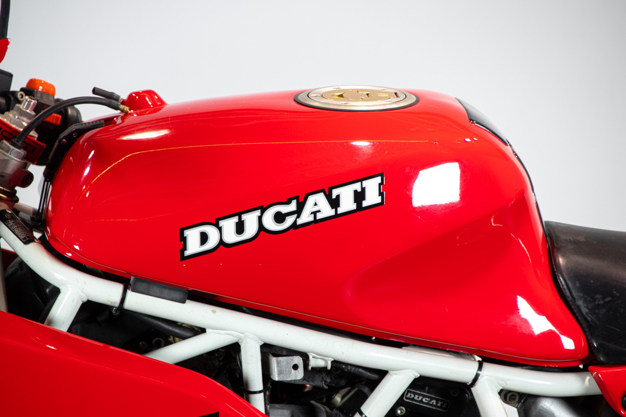 Ducati 900 SS 