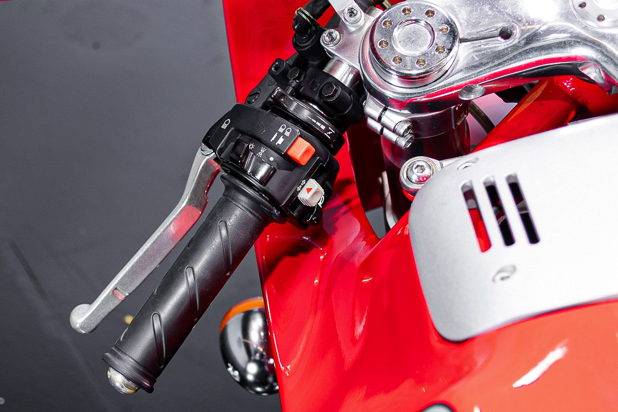 Ducati MH900 Evoluzione 1359/2000 (KM0) 