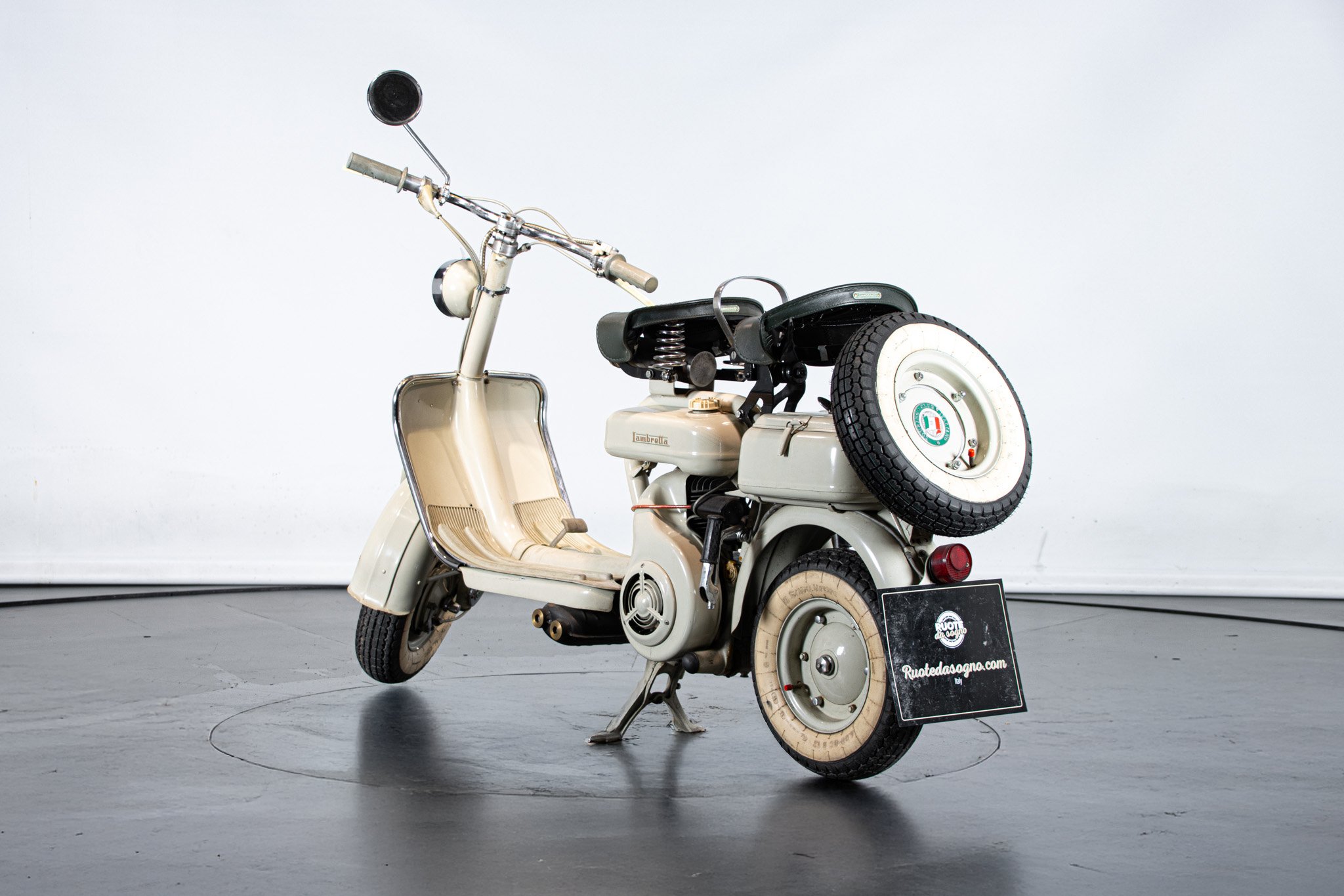Innocenti LAMBRETTA 150 D 