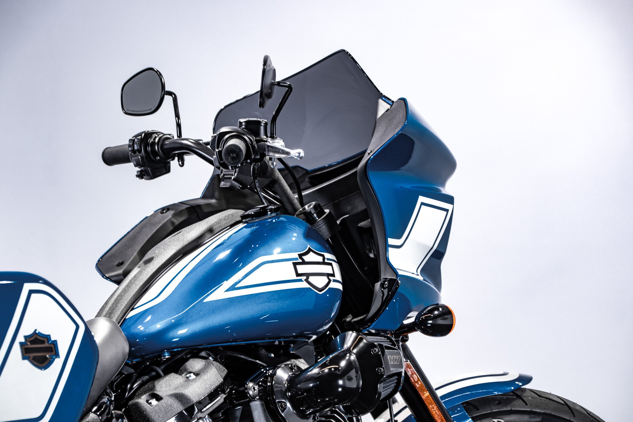 Harley Davidson Low Rider ST - Fast Johnnie 