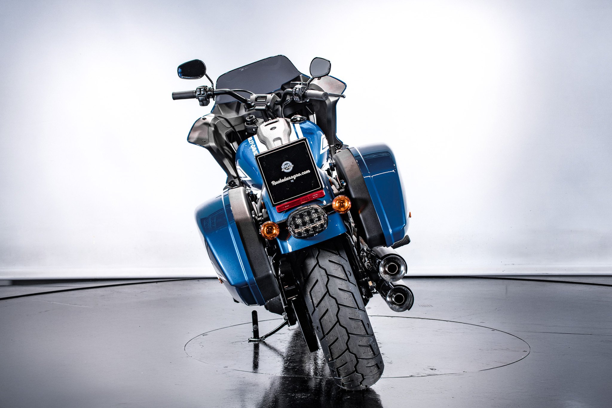 Harley Davidson Low Rider ST - Fast Johnnie 