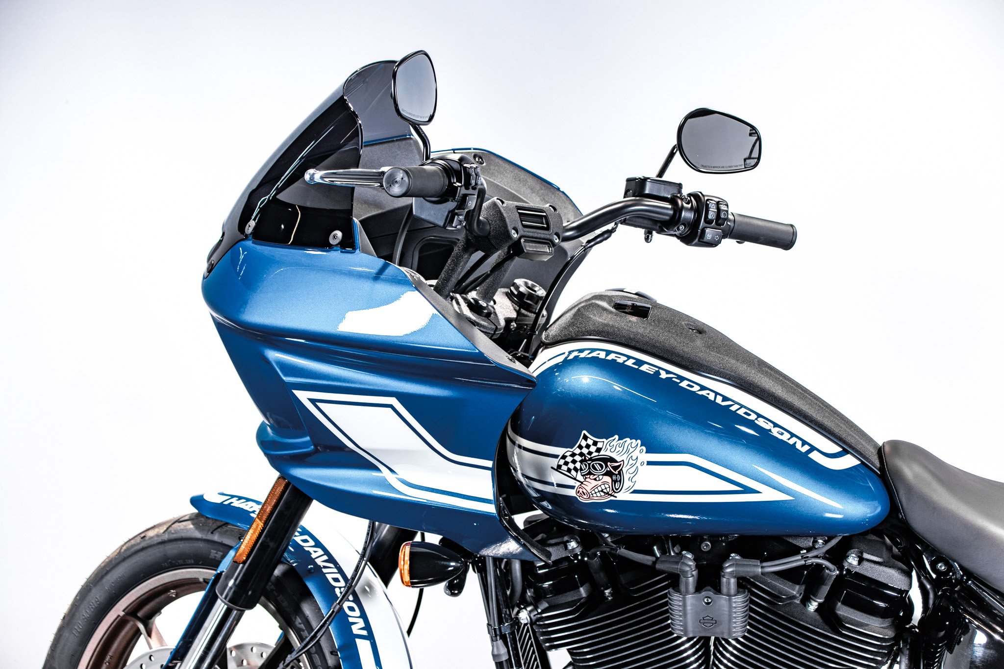 Harley Davidson Low Rider ST - Fast Johnnie 