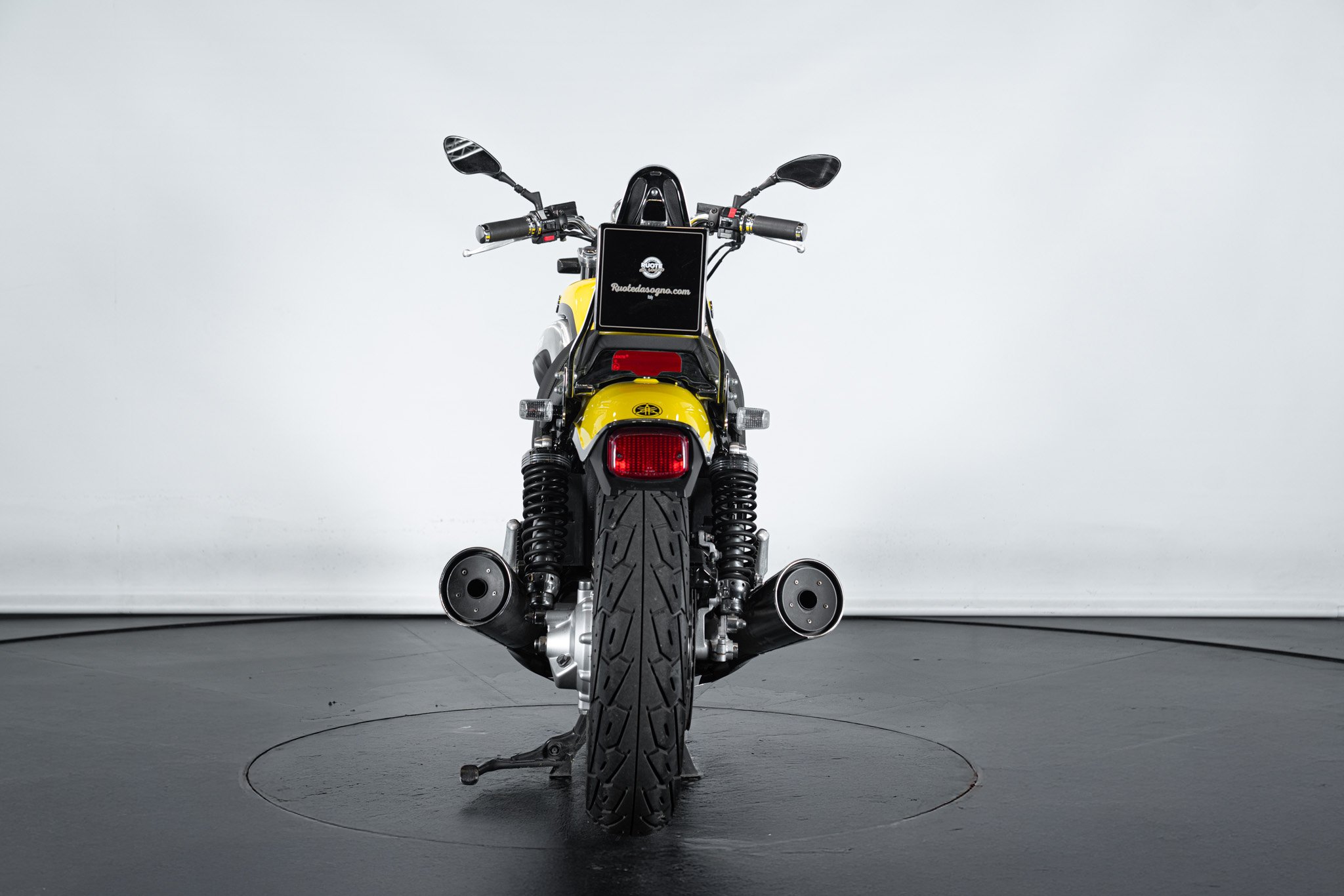 Yamaha V-Max 1200 