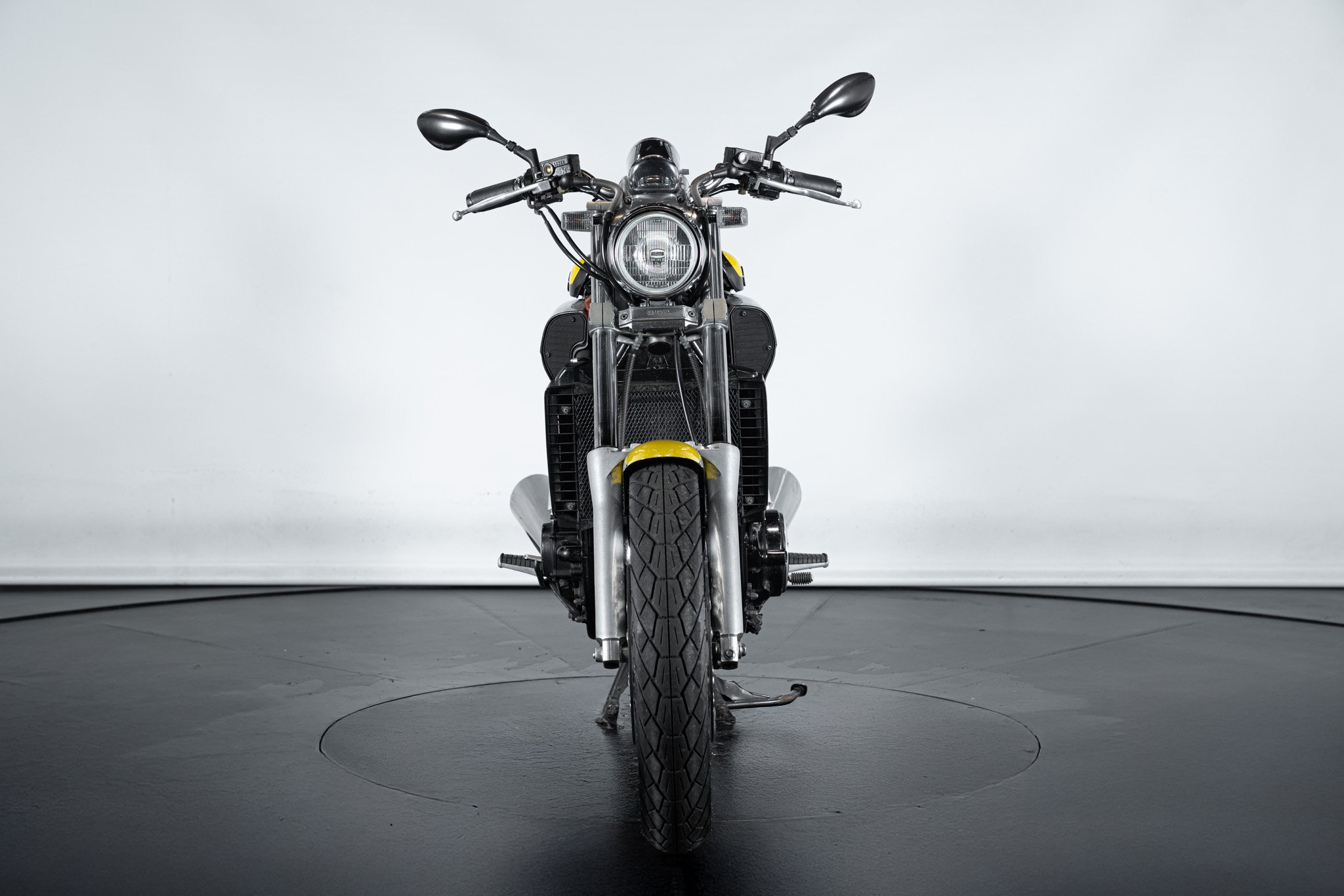 Yamaha V-Max 1200 