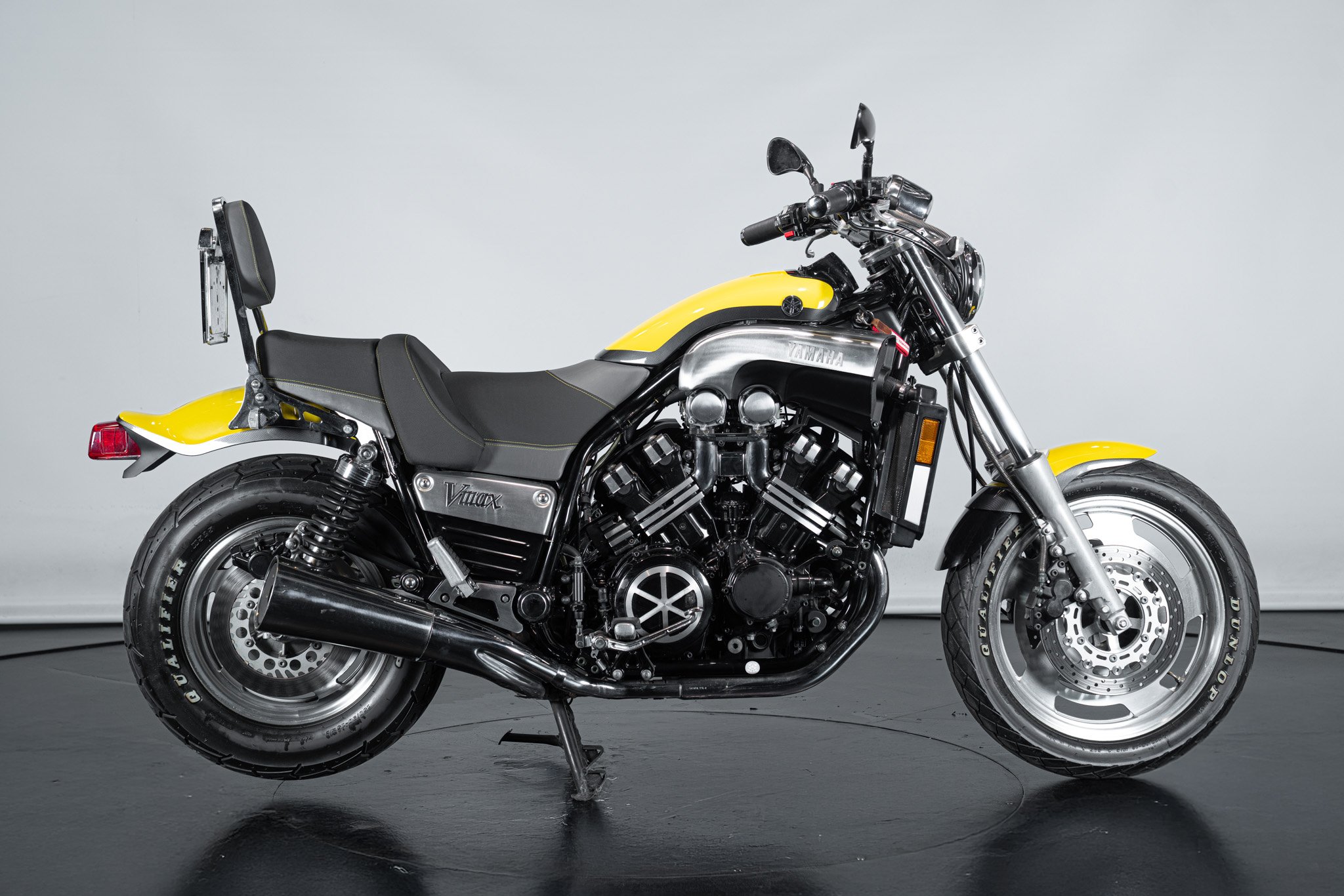 Yamaha V-Max 1200 