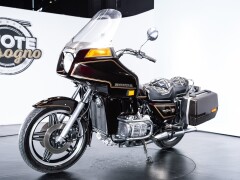 Honda HONDA 1100 GOLDWING 