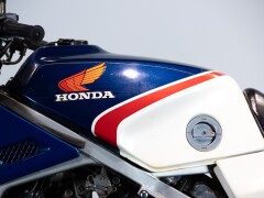 Honda VF 750 F 