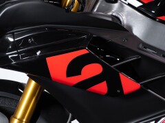 Aprilia RSV4 FACTORY WORKS 