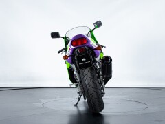Kawasaki ZX-7RR 