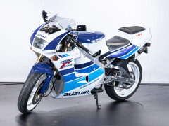 Suzuki RGV Gamma 250 