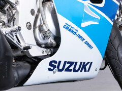 Suzuki RGV Gamma 250 