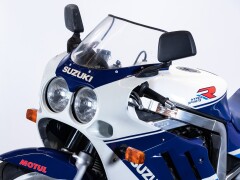 Suzuki GSXR 750                