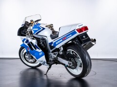 Suzuki 750 GSXR  