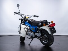 Suzuki RV 90 