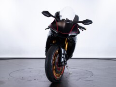 Yamaha R1 